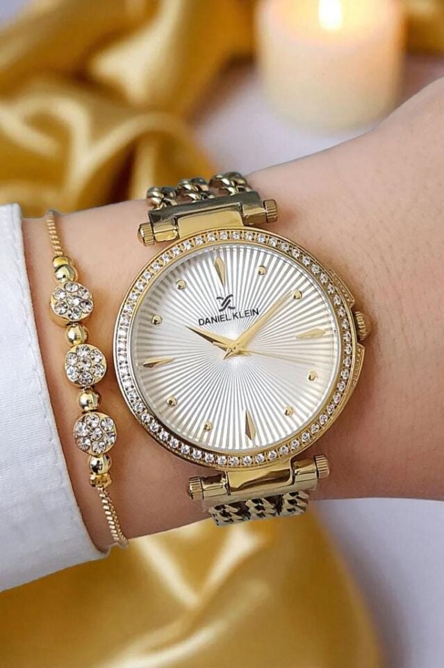 Altın Sarısı Zincirli Çelik Bilezik Kadın Kol Saati, Zirkon Taşlı Bileklik Hediyeli