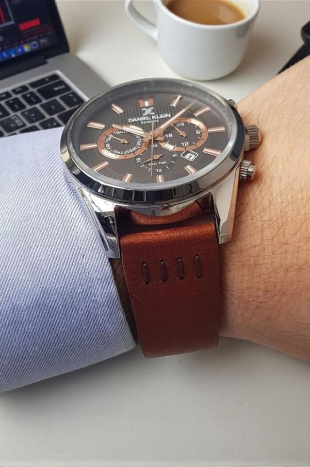 Tüm Fonksiyonları Aktif Kahverengi Deri Kayışlı Füme Kadran Takvimli Erkek Kol Saati