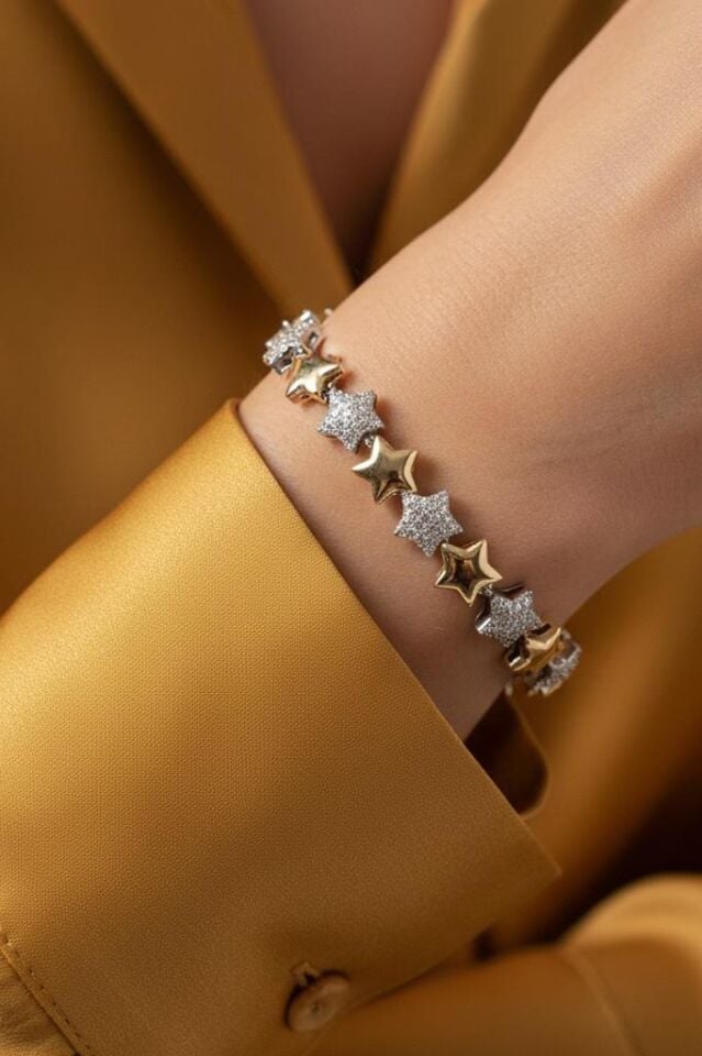 Zirkon Taşlı Yıldız Model Altın/Metalik Kadın Bileklik