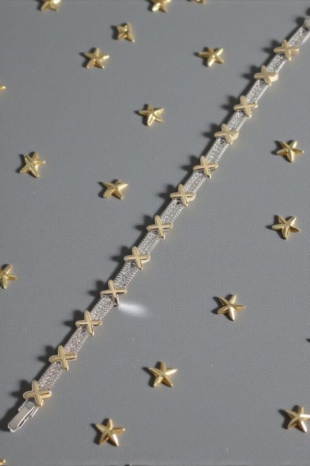 Zirkon Taşlı XOXO Model Altın/Metalik Kadın Bileklik