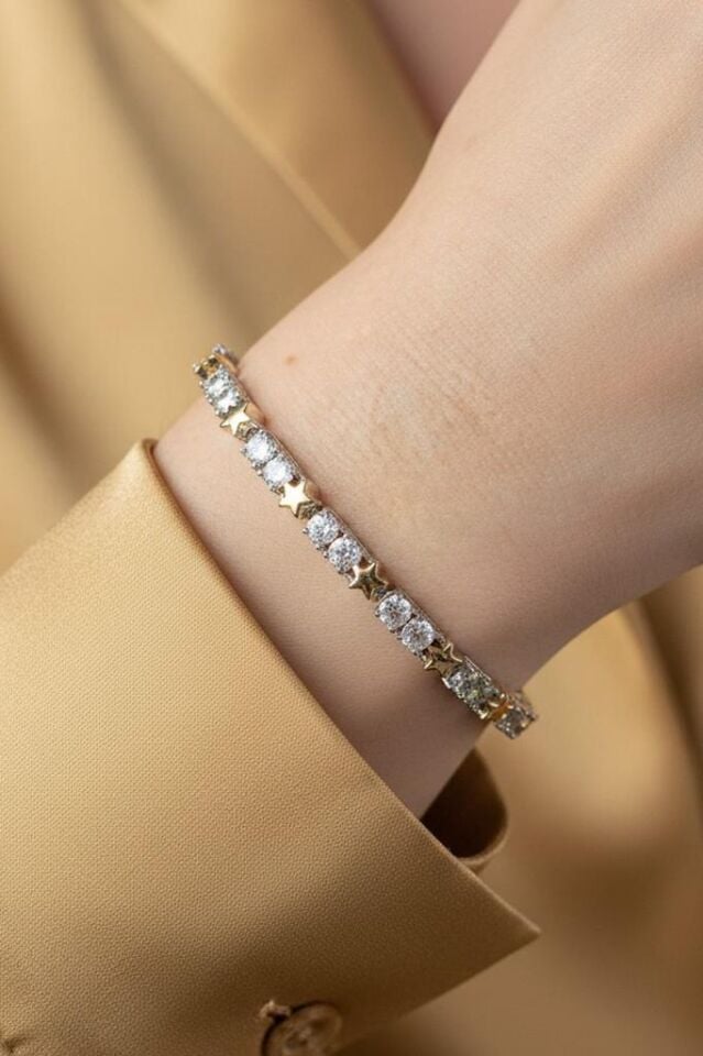 Zirkon Taşlı Yıldız Detaylı Altın/Metalik Kadın Bileklik