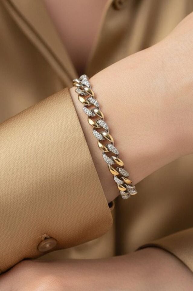 Zirkon Taşlı Zincir Detaylı Altın/Metalik Kadın Bileklik