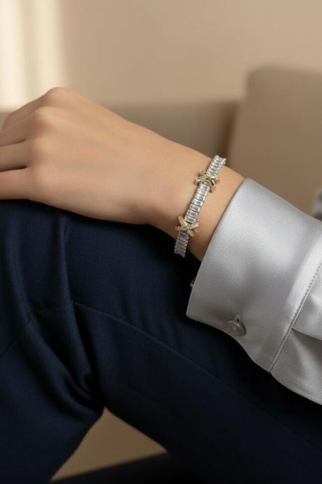 Zirkon Taşlı Baget Su Yolu XOXO Model Kadın Bileklik