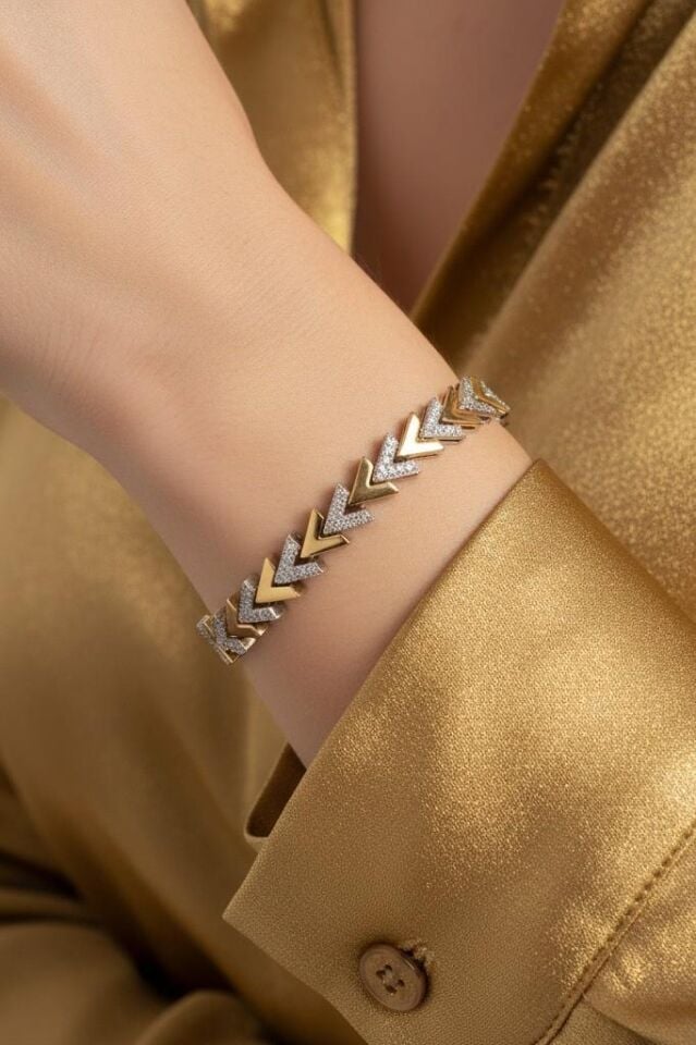 Zirkon Taşlı V Model Altın/Metalik Kadın Bileklik
