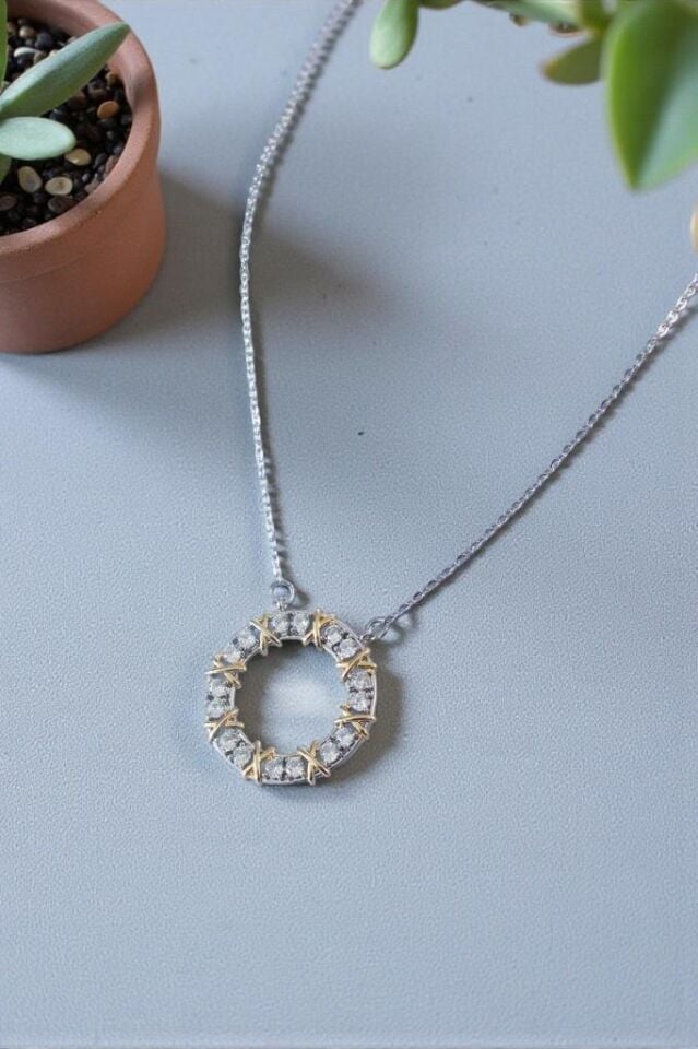 Zirkon Taşlı XOXO Model Çelik Kadın Kolye
