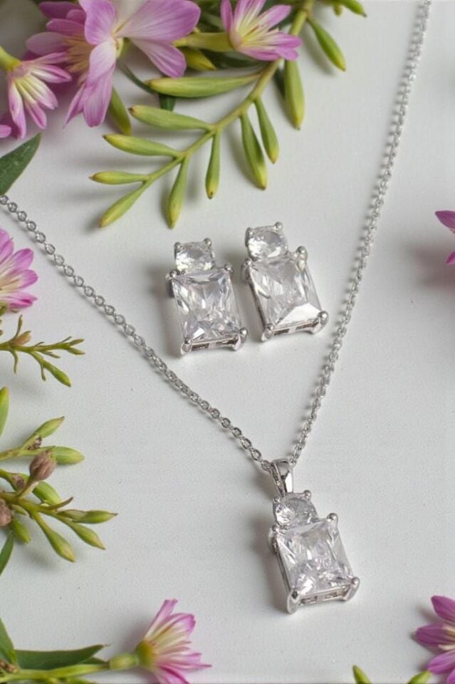 Kare Zirkon Taşlı Çelik Kadın Kolye Küpe Seti