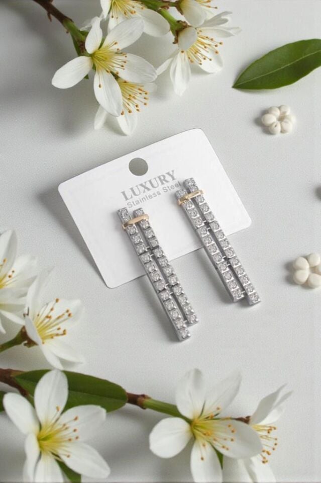 Zirkon Taşlı Su Yolu Kadın Küpe