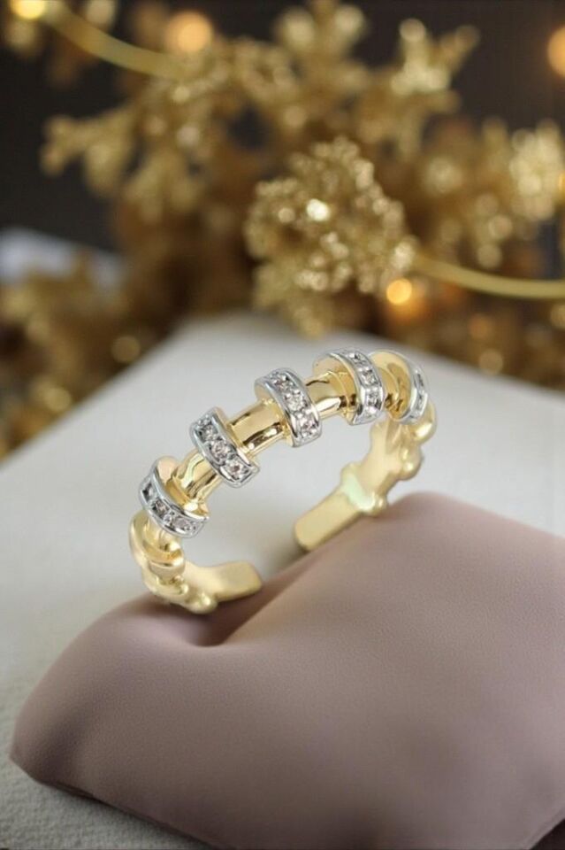 Sıralı Daire Figürlü Zirkon Taşlı Altın Sarısı Ayarlanabilir Kadın Yüzük