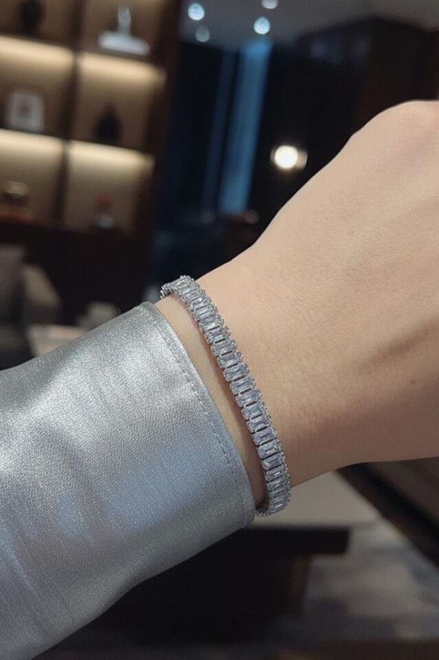 Baget Taşlı Su Yolu Kadın Bileklik 17+5 cm Ayarlanabilir Şık Tasarım