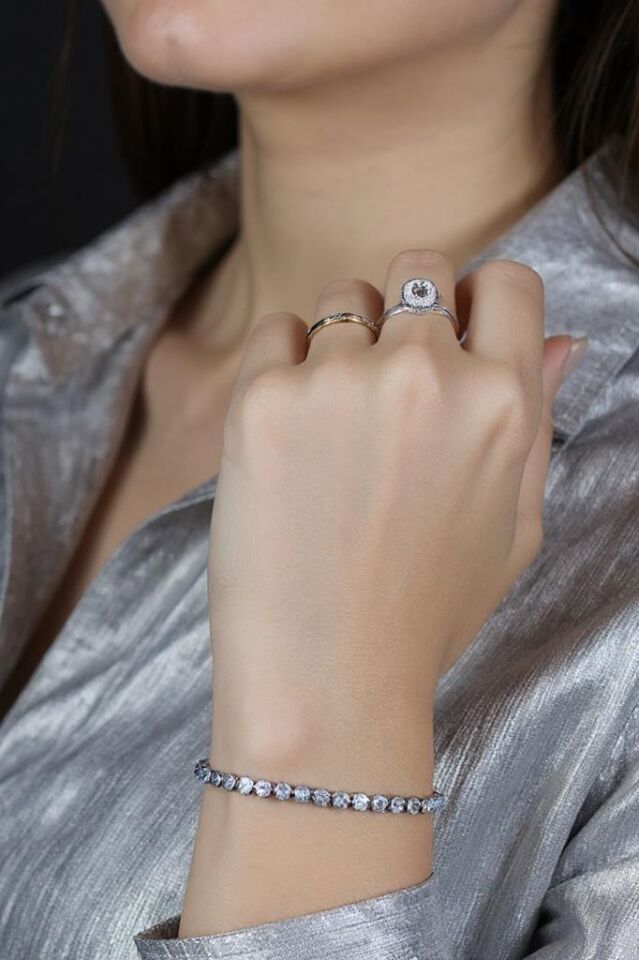 Taşlı İnce Su Yolu Kadın Bileklik 17+5 cm Ayarlanabilir Şık Tasarım