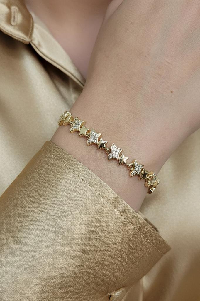 Altın Renkli Yıldız Detaylı Taşlı Kadın Bileklik 17 cm + 2 cm Uzatma