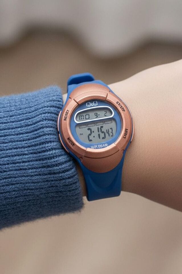 Q&Q 5-10 Yaş Alarmlı, Kronometreli, Işıklı, 10 ATM Su Geçirmez Mavi Çocuk Kol Saati