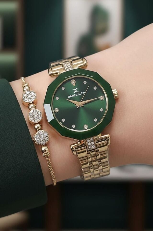Yeni Model Kesme Camlı Çelik Bilezik Altın Sarısı Yeşil Kadran Kadın Kol Saati Taşlı Bileklik Hediye