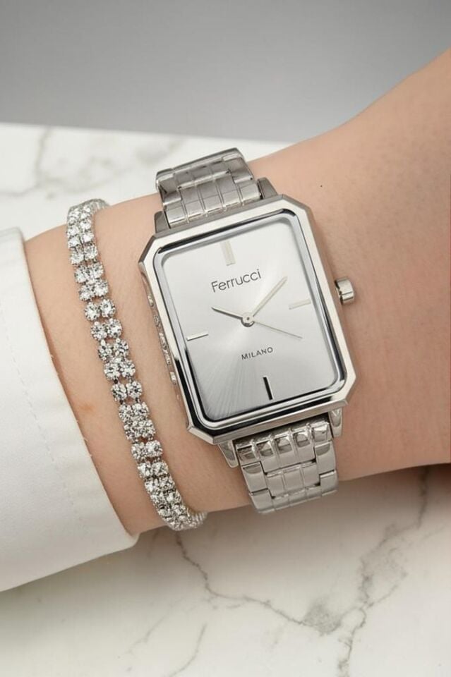 Bileklik Hediyeli Metalik Kadın Kol Saati 26 mm Dikdörtgen Kasa Çelik Kordon 2 Yıl Garantili