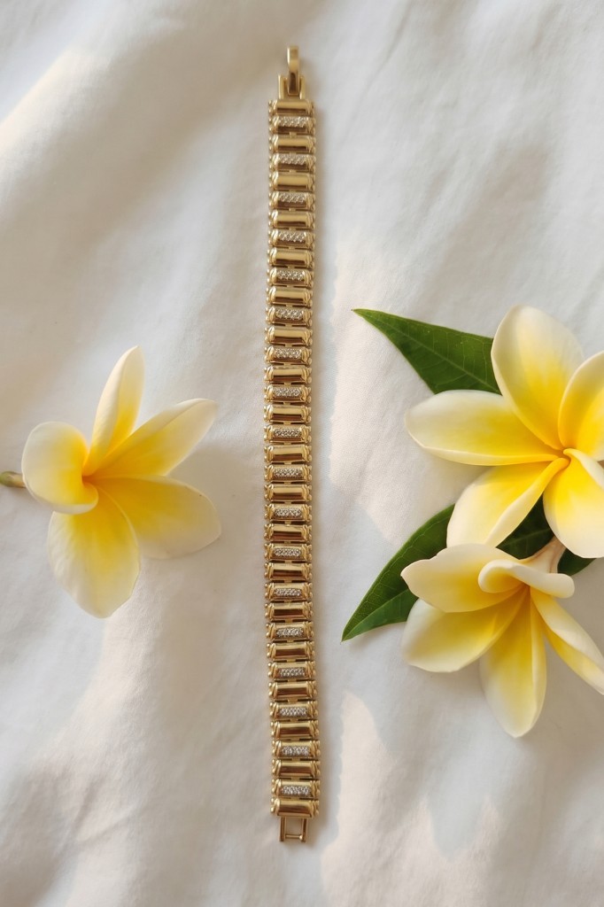 Valmont Accessories 14K VIP Kaplama 18 cm Altın Renk Zirkon Taşlı Kadın Bileklik