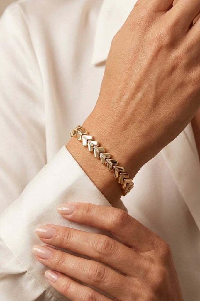 Valmont Accessories 14K VIP Kaplama Altın Renk Zirkon Taşlı Kadın Bileklik - 16,5+2 cm Ayarlanabilir