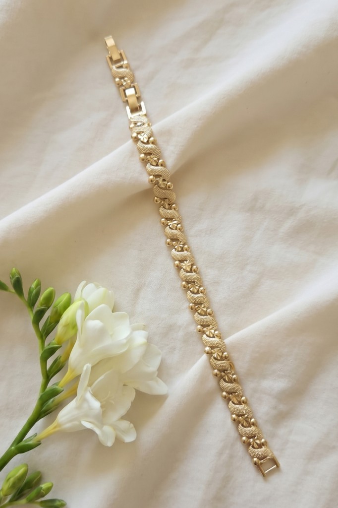 Valmont Accessories 14K VIP Kaplama Altın Renk Desenli Kadın Bileklik - 18+2 cm Ayarlanabilir