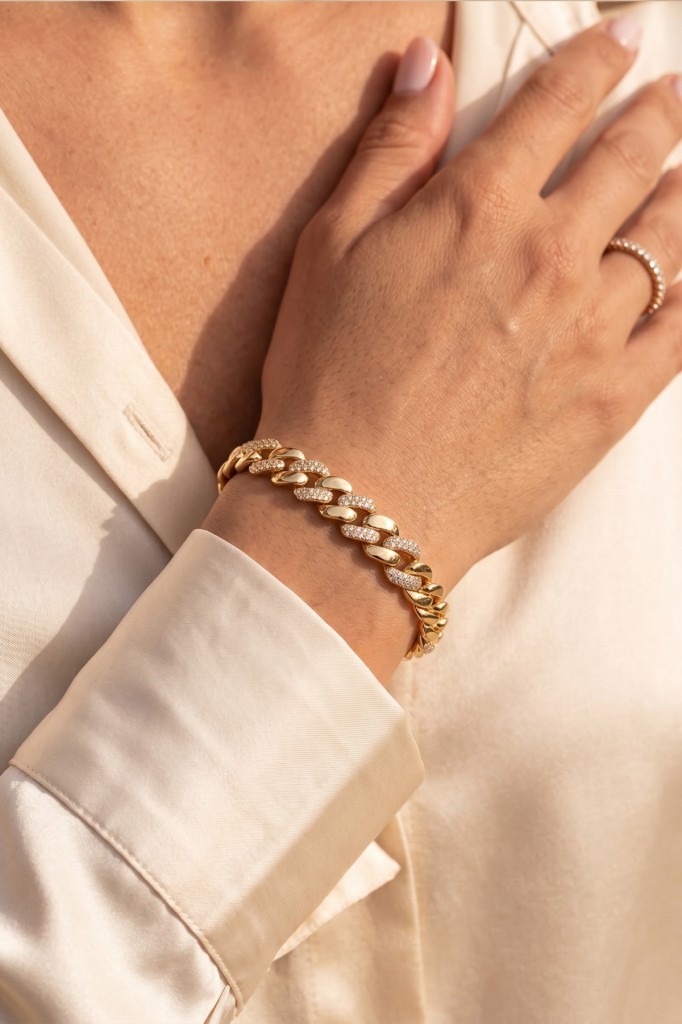Valmont Accessories 14K VIP Kaplama 18 cm Altın Renk Zirkon Taşlı Zincir Detaylı Kadın Bileklik